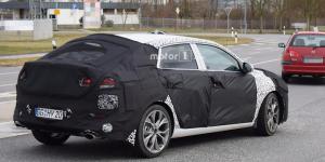 Hyundai вывел на тесты фастбэк i30