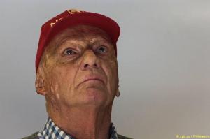 Ники Лауда: Ferrari выглядит быстрее всех