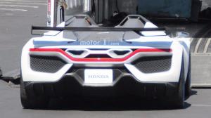 Таинственный спорткар Honda сфотографировали в США