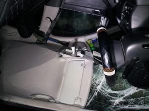 Skoda Rapid снесла столб и перевернулась на крышу в Алматы