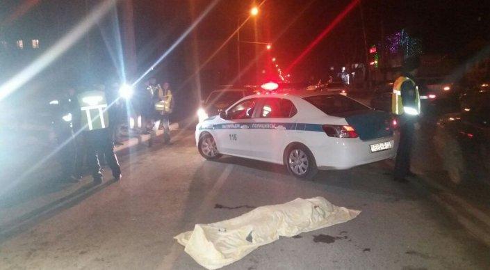 В Алматы женщину сбили насмерть и оставили прямо на дороге