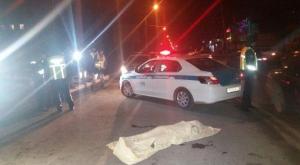 В Алматы женщину сбили насмерть и оставили прямо на дороге