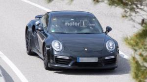 Следующее поколение Porsche 911 Turbo впервые попало в объективы фотокамер