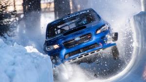 Посмотрите на очень жесткий спуск Subaru с бобслейной трассы