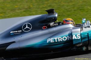 Клиенты Mercedes получат новейшую версию двигателя
