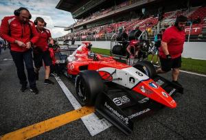 Arden покинула чемпионат Ф3.5 V8