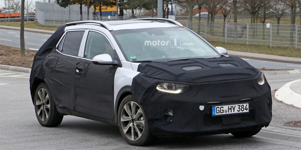 Kia испытала Stonic на дорогах общего пользования
