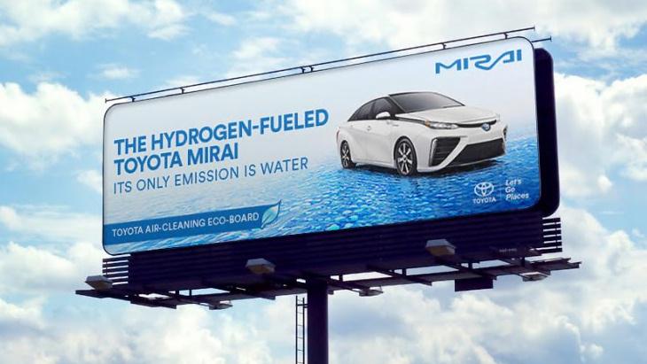 Реклама Toyota Mirai будет очищать воздух в Калифорнии