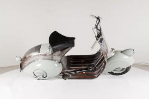 Самый старый скутер Vespa продают с аукциона