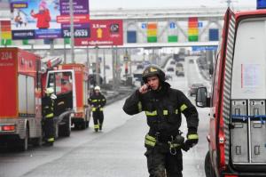 В Москве ехавшая на вызов пожарная машина столкнулась с мусоровозом