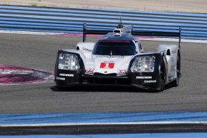 В сети появились первые снимки новой машины Porsche LMP1