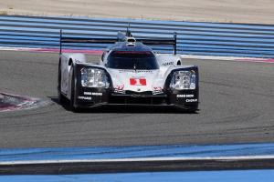 В сети появились первые снимки новой машины Porsche LMP1