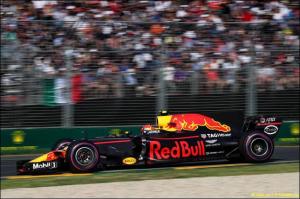 Ферстаппен: Мы много уступаем Ferrari и Mercedes
