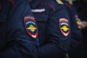 МВД задержало банду угонщиков автомобилей с парковок торговых центров в Москве