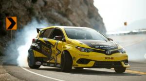Toyota Corolla превратили в тысячесильную дрифт-машину