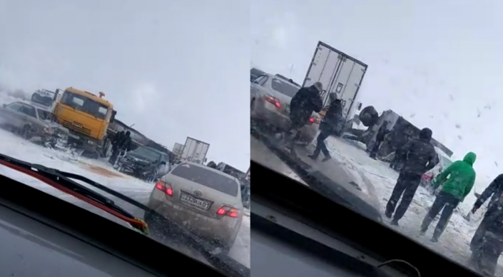 Массовое ДТП на трассе Астана - Караганда: Пострадали 13 авто и перевернулась фура