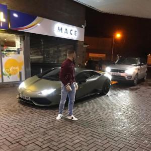 У Конора МакГрегора забрали роскошный Lamborghini