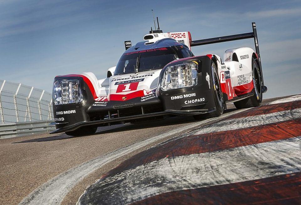 Porsche показала свой новый автомобиль 919 Hybrid LMP1