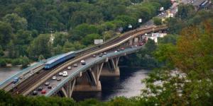 Сегодня в Киеве перекроют мост Метро