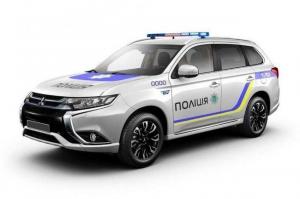 Гибридные кроссоверы Mitsubishi для полиции уже прибыли в Украину