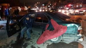 Водитель врезался в кафе, пытаясь скрыться с места ДТП в Алматы