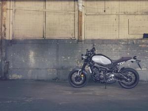 Мотоцикл Yamaha XSR900 получил очередную награду за дизайн