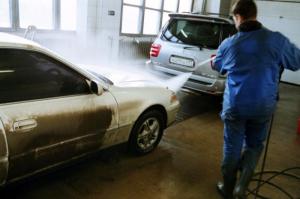 Автобус насмерть задавил автомойщика в Балашихе
