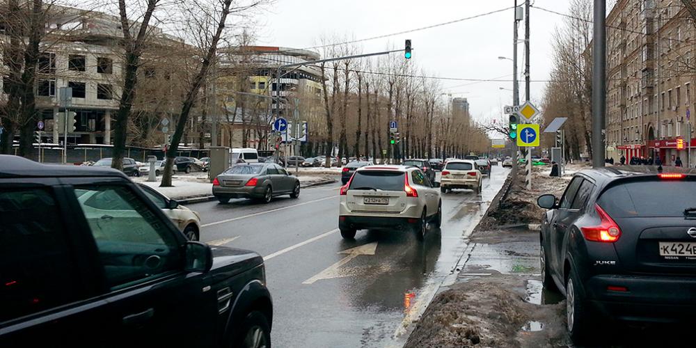 В Москве появился светофор с датчиками движения