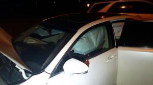 ДТП с "перевертышем" в Алматы: водитель чудом остался жив