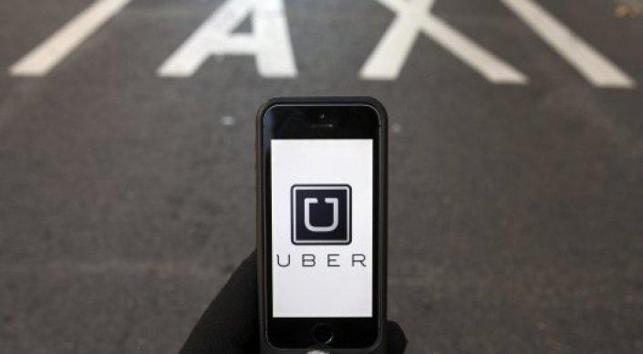 Итальянский суд запретил Uber в стране после иска таксистов