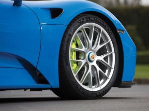 2015 Porsche 918 Weissach Spyder
