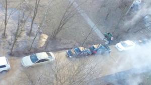 В Петербурге десятки автомобилей утонули в кипятке из-за прорыва воды