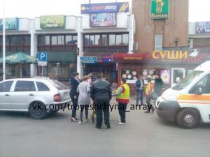 Автомобиль Савченко сбил старушку в Киеве