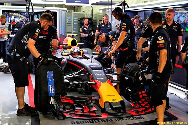 Успешный день для Red Bull, несмотря на поломку днища