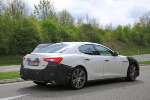 Maserati Ghibli 2018 начинает демонстрировать незначительные изменения