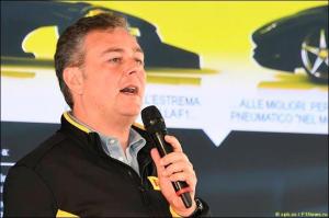 В Pirelli изменят разницу в скорости между составами