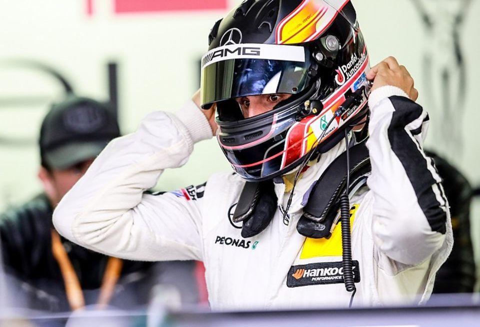 Mercedes оставила Даниэля Хункаделью в качестве резервного гонщика DTM