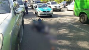 Грузовик насмерть переехал 72-летнего велосипедиста в Алматы