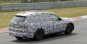 BMW X7 "застукали" на Нюрбургринге