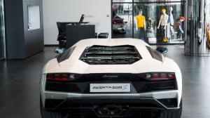 Самый крупный дилерский центр Lamborghini в мире открыли в ОАЭ