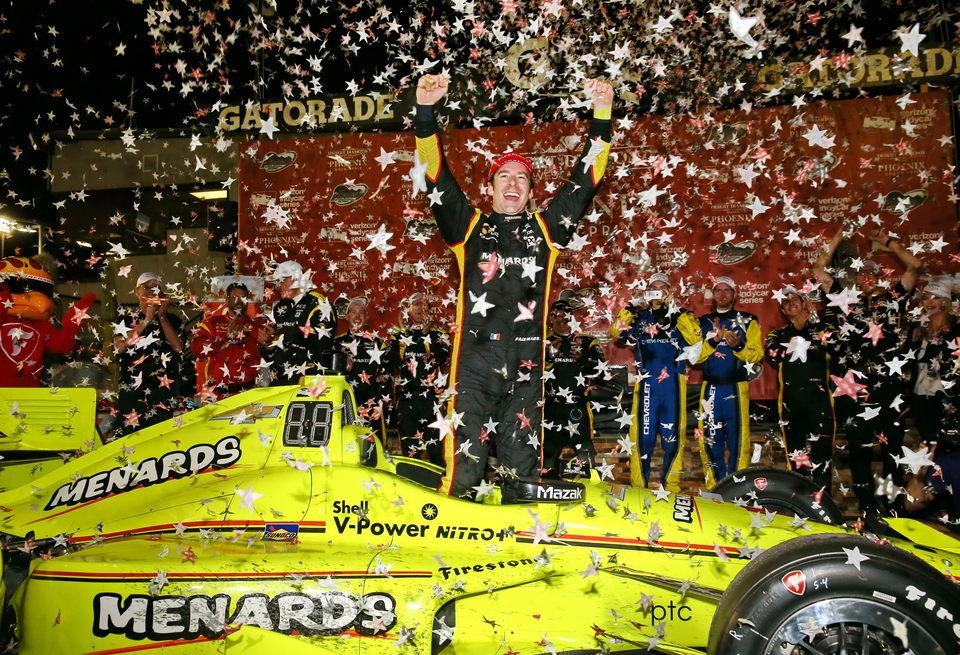 Симон Пажно выиграл гонку IndyCar в Финиксе
