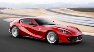 В Ferrari назвали турбированные моторы V12 сумасшествием