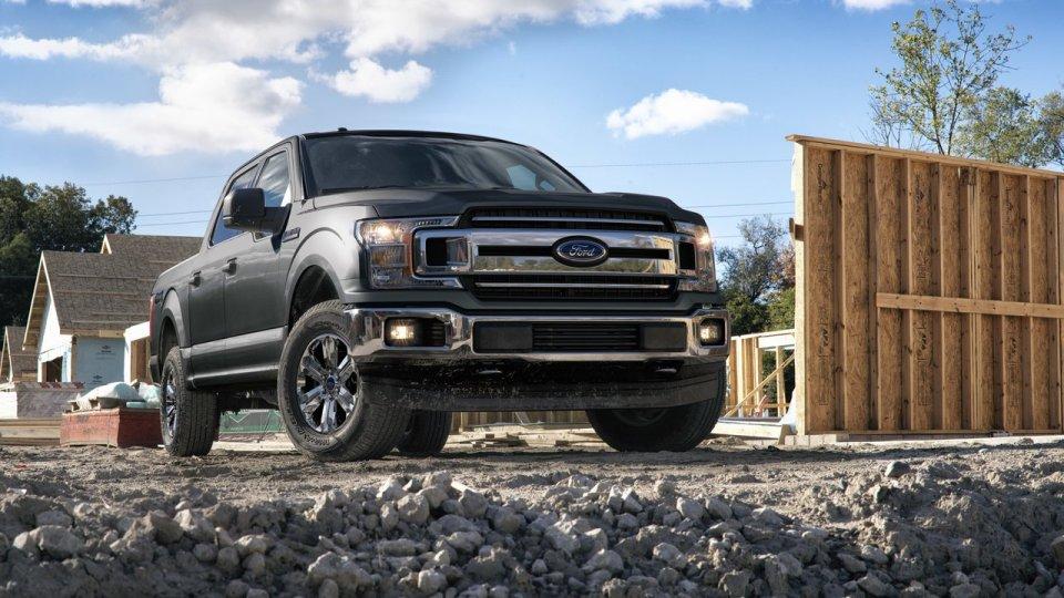 В США сравнили цены на пикапы Ford за 66 лет