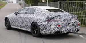 Четырехдверный Mercedes-AMG GT вновь замечен на дорожных тестах 