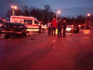 В Витебске в столкновении Audi и BMW пострадали шесть человек, в том числе ребенок