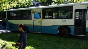 Автобус врезался в столб в Алматы