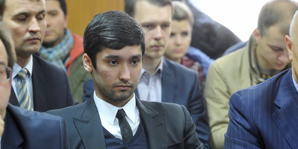 Участник гонки на Gelendewagen выложил новое видео с нарушением ПДД