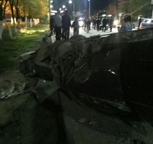 Таксист сбил двух девушек в Караганде