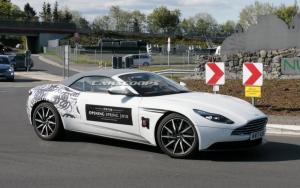 Aston Martin вывел на финальные тесты DB11 c мягким верхом
