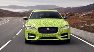 Ждать осталось месяц: марка Jaguar анонсировала премьеру нового универсала XF Sportbrake